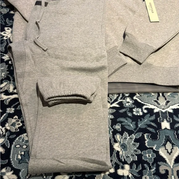 🔥🔥🔥 Essential Fear of God Dark Oatmeal Combo Set (XS) - Picture 9 of 11
